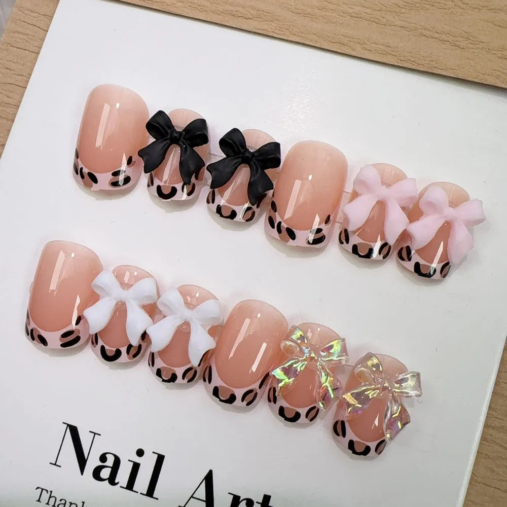 24/96pcs Nude Leopard French Bowknot False Nails Short Round Square Press On Nails Y2K Cute Leopard Bow Actylic Fake Nails Tips