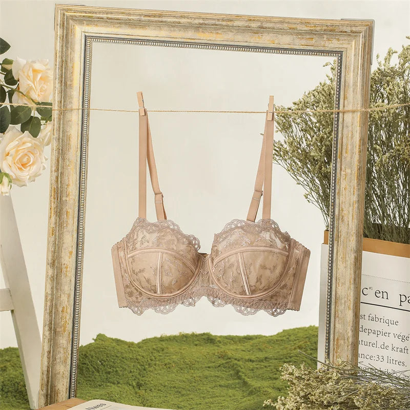 Bra of Women French Luxury Big Chest Appears Small Single Layer Ultra-thin Comfortable Gathering Sexy Lace Bra OWD6141