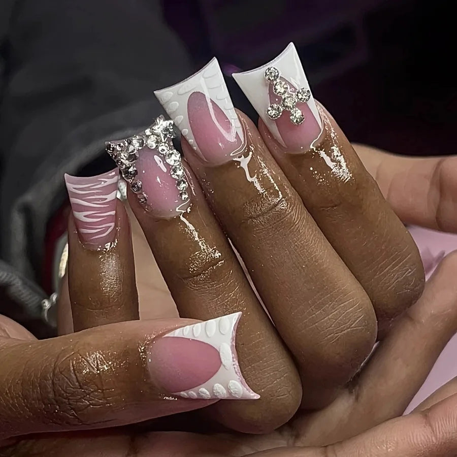 24pcs Duckbill shaped French Press on Nails Spice Girls Crocodile Print False Nails Full Cover Wearable Short Square Fake Nails