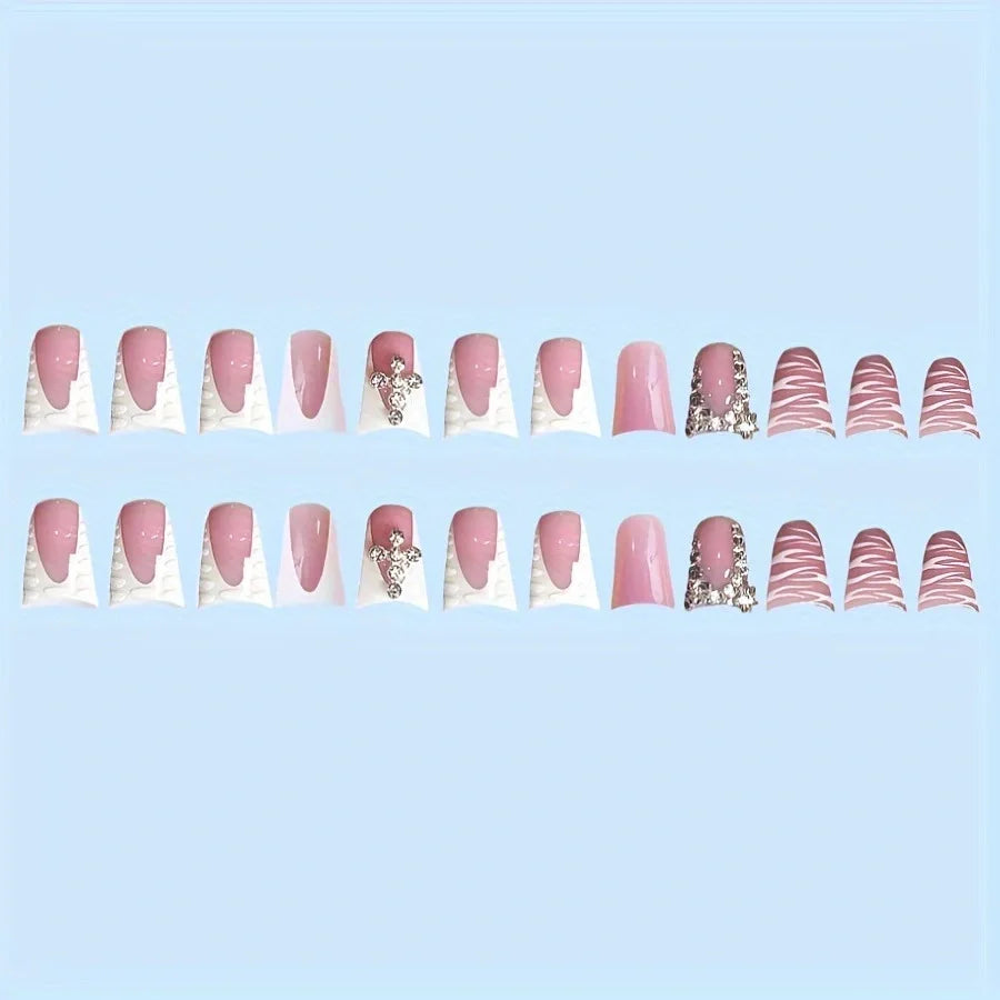 24pcs Duckbill shaped French Press on Nails Spice Girls Crocodile Print False Nails Full Cover Wearable Short Square Fake Nails